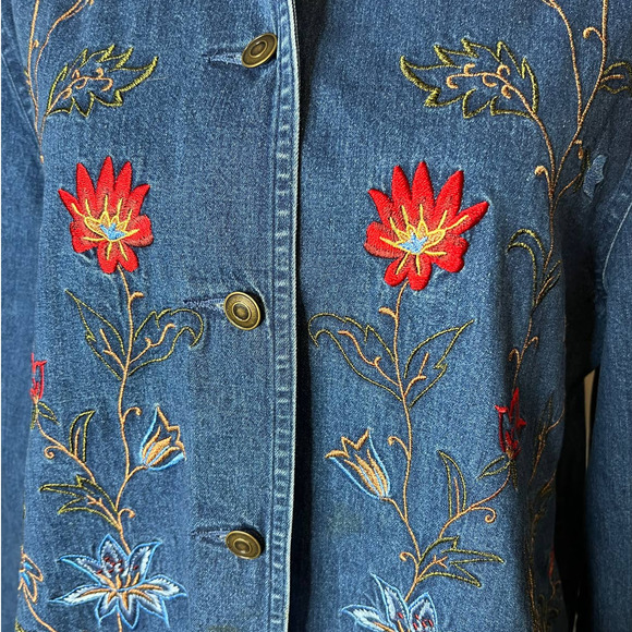 Talbots Denim Jacket w/Embroidered Flowers Brass Buttons Size Large - Picture 2 of 5